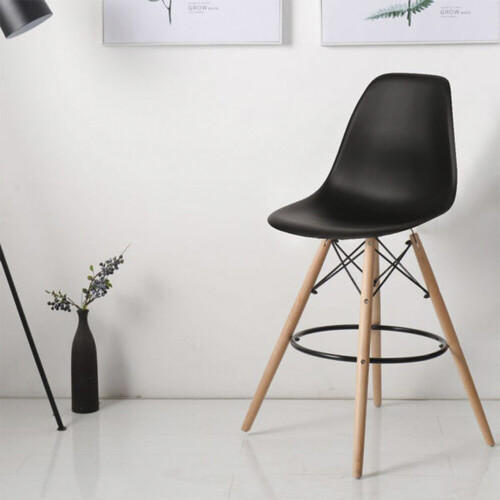 banqueta-eames-eiffel-preta-com-base-de-madeira-emporio-tiffany_02_CJETBAQ001.jpg