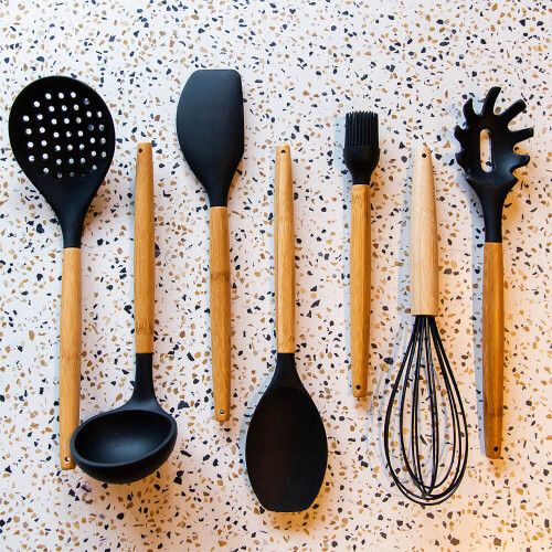 batedor-bambu-com-silicone-off-preto-810900231-yoi_01_PUY9DIV094.jpg