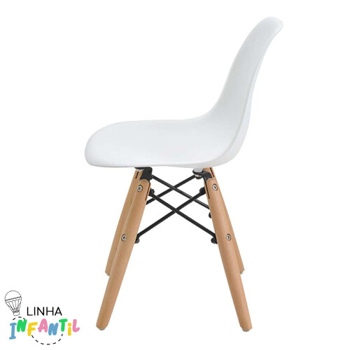 cadeira-eames-eiffel-infantil-branca-base-madeira-emporio-tiffany_05_CJETCAE031.jpg