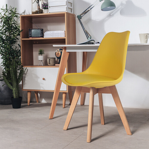 cadeira-saarinen-amarela-base-wood-emporio-tiffany_01_CJETCAE033.jpg