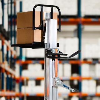 carrinho-transportador-com-elevacao-de-carga-silbra-up-cargo_07_MQFDDIV048