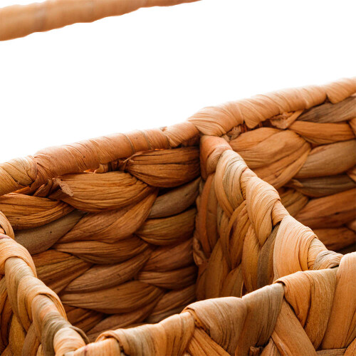 cesta-fibra-natural-com-alca-em-metal-24x17x20cm-1643-lyor_02_PUCODIV142.jpg