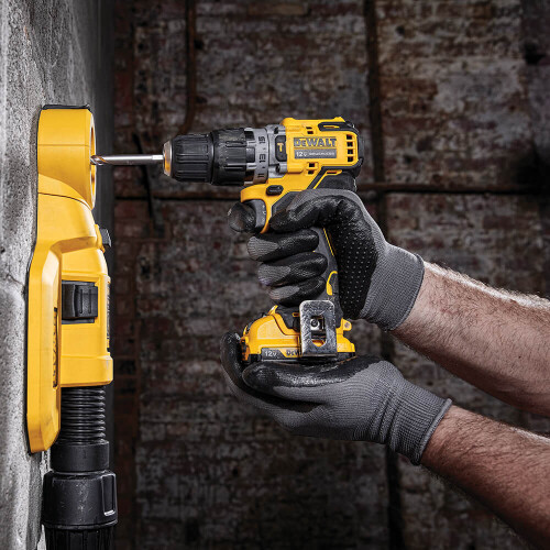 combo-furadeira-parafusadeira-e-parafusadeira-dck225f2-dewalt_02_FEDWFUR180.jpg