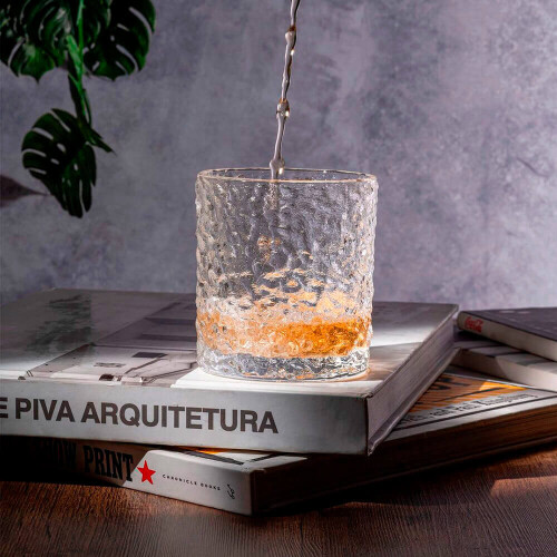 copo-de-whisky-cristal-martelado-340ml-petra-2864-lyor_01_PUCOCOO025.jpg
