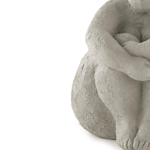 escultura-mulher-em-poliresina-cinza-12768-mart_01_PUMEDCA193.jpg