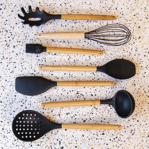 espatula-reta-de-bambu-com-silicone-preto-810900228-yoi_01_PUY9DIV044.jpg