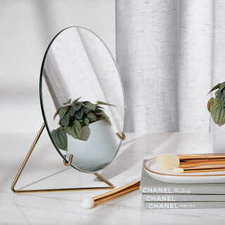 espelho-de-mesa-redondo-em-metal-dourado-11443-mart_01_PUMEESH006