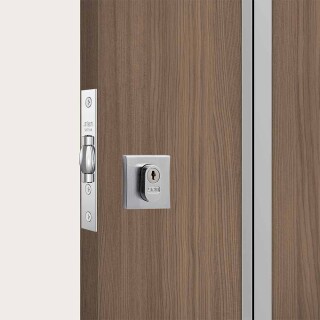 fechadura-externa-cromo-escovado-roseta-quadrada-nice-1005-stam_02_FHSTEXT099