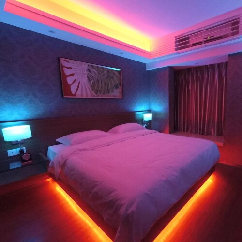fita-de-led-5mt-5050-rgb-12v-ip65-com-fonte-led-line_02_ILLYACE011.jpg