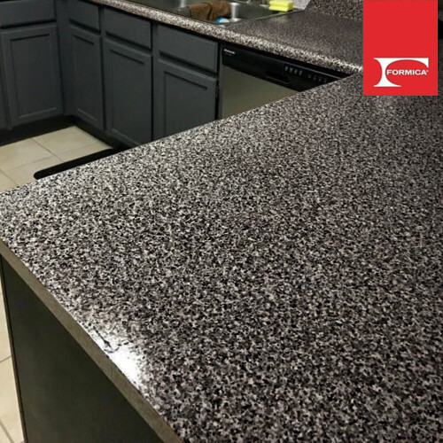 formica-granito-negro-f281-brilhante-0-8mm-3-08-x-1-25m-formiline_01_FOFOBR6004.jpg