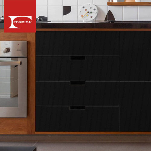 formica-preto-l121-lakan-0-8mm-3-08-x-1-25m-formiline_01_FOFOLK4001.jpg
