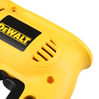 furadeira-com-velocidade-variavel-e-reversivel-3-8-pol-600w-110v-dwd014-br-dewalt_05_FEDWFUR055