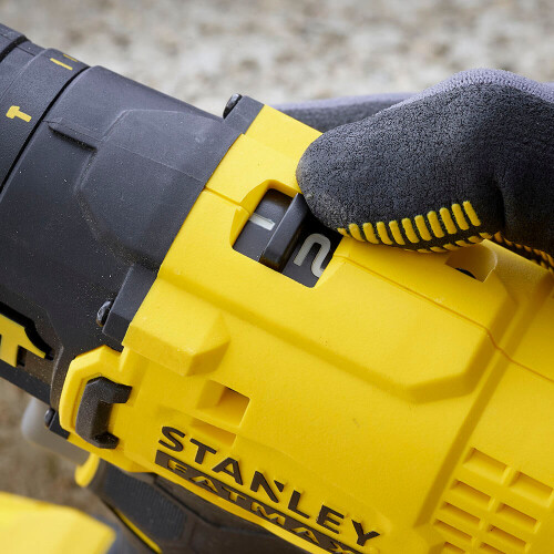 furadeira-e-parafusadeira-de-impacto-20v-max-scd711c2k-bivolt-stanley_03_FESYFUR031.jpg