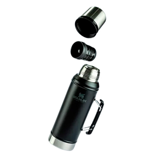 garrafa-termica-classic-black-com-rolha-1l-stanley_04_UTS8GRF007.jpg