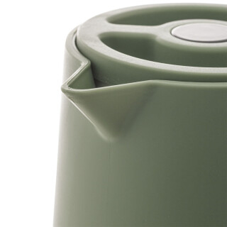 garrafa-termica-de-plastico-verde-1lt-com-cabo-de-madeira-nordica-28856-rojemac_05_PUOJDIV114
