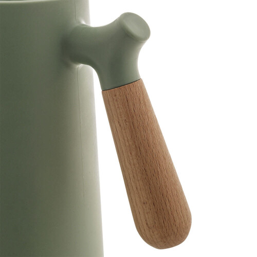 garrafa-termica-de-plastico-verde-1lt-com-cabo-de-madeira-nordica-28856-rojemac_06_PUOJDIV114.jpg