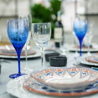 jogo-de-tacas-380ml-em-cristal-azul-para-vinho-6-pecas-97794-oxford_03_PUOXCOJ005