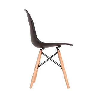 kit-com-4-cadeiras-eames-eiffel-preta-base-de-madeira-or-design_05_CJODCAE002