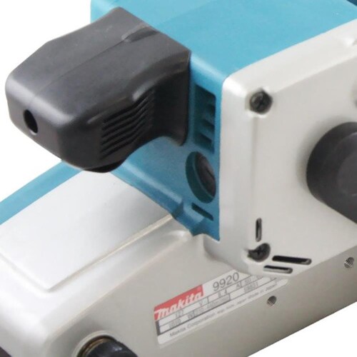 lixadeira-de-cinta-1010w-220v-9920-makita_06_FEMZLIX008.jpg
