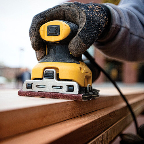lixadeira-orbital-1-4-pol-230w-110v-dwe6411-br-dewalt_03_FEDWLIX023.jpg