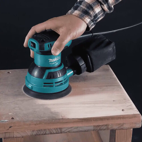 lixadeira-roto-orbital-5-pol-240w-110v-m9204b-makita_03_FEMZLIX045.jpg