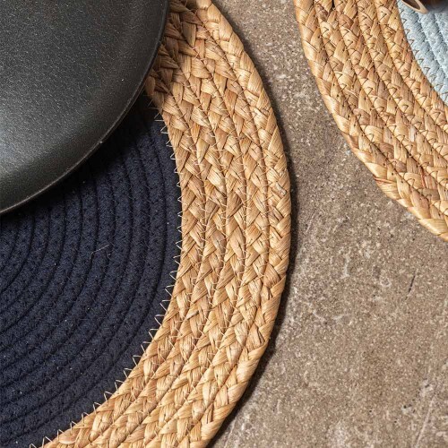 lugar-americano-redondo-azul-marinho-gypsy-em-fibra-natural-38cm-812100153-yoi_04_PUY9ACE009.jpg