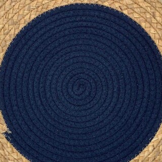 lugar-americano-redondo-azul-marinho-gypsy-em-fibra-natural-38cm-812100153-yoi_06_PUY9ACE009