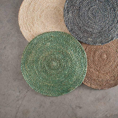 lugar-americano-redondo-verde-botani-rustico-em-fibra-natural-38cm-812100100-yoi_02_PUY9ACE012.jpg