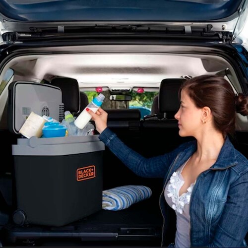 mini-geladeira-para-viagem-33-litros-12v-bdc33l-br-black-decker_04_FEBDGEL005.jpg