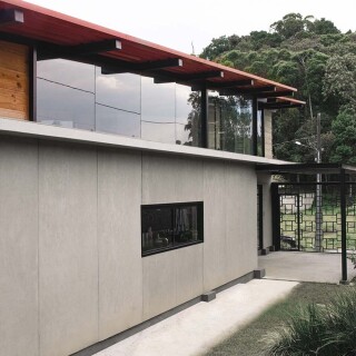 painel-wall-mezanino-1-20-x-2-5m-x-40mm-eternit_02_CUEZCHA001