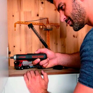parafusadeira-push-go-1-4-pol-bivolt-com-4-acessorios-bd40k4-la-black-decker_03_FEBDFUR075