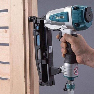 pinador-pneumatico-t16-20-64mm-af600-makita_01_FPMZPID010