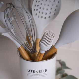 pincel-bambu-com-silicone-off-white-810900222-yoi_02_PUY9DIV096