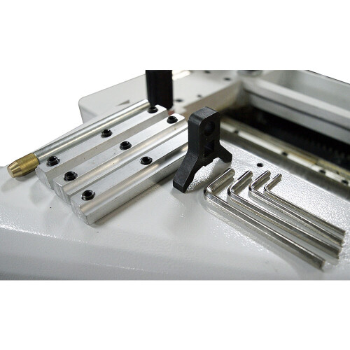 plaina-desengrossadeira-junior-300mm-com-3-facas-motor-monofasico-pdj-330-maksiwa_05_MQMKPLA005.jpg