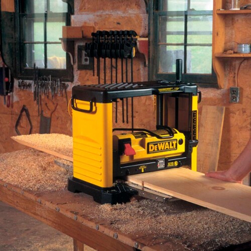 plaina-desengrossadeira-portatil-1800w-110v-dw733-b2-dewalt_02_FEDWPLA009.jpg