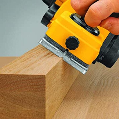 plaina-eletrica-1mm-550w-220v-d26676-b2-dewalt_06_FEDWPLA004.jpg