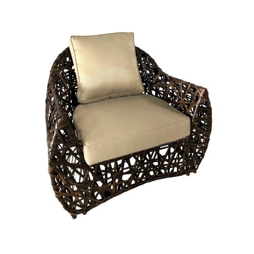 poltrona-native-champagne-aluminio-com-fibras-trancadas-rustfer_01_CJRUPNA003.jpg