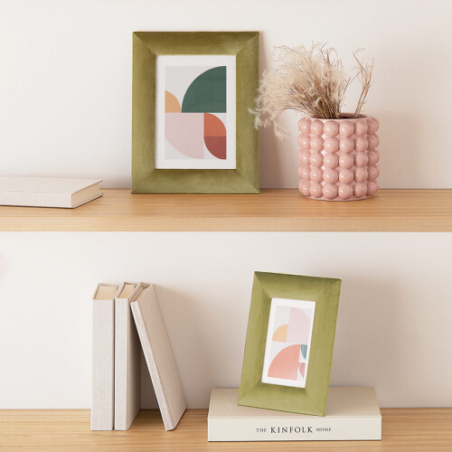 porta-retrato-verde-em-veludo-10x15cm-13062-mart_01_PUMEDCA187.jpg