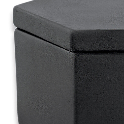 pote-decorativo-hexagonal-preto-em-cimento-12819-mart_05_PUMEDCA178.jpg