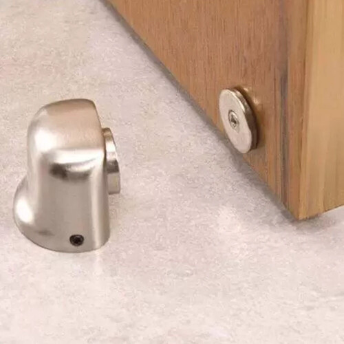 prendedor-magnetico-para-porta-cromado-multimarcas_01_FRFDAC1396.jpg