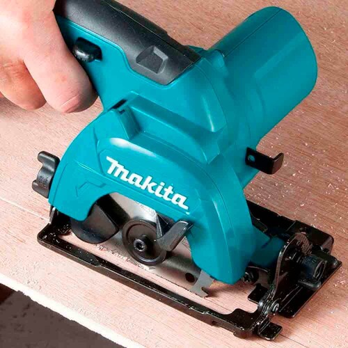 serra-circular-85mm-12v-sem-bateria-hs301dz-makita_01_FEMZSER112.jpg
