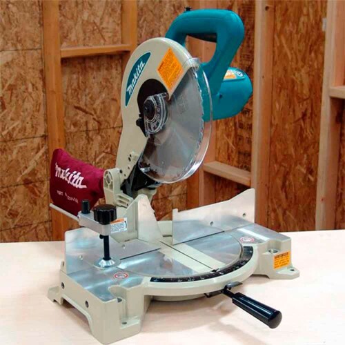 serra-de-esquadria-10-pol-1650w-110v-ls1040-makita_04_FEMZSER075.jpg