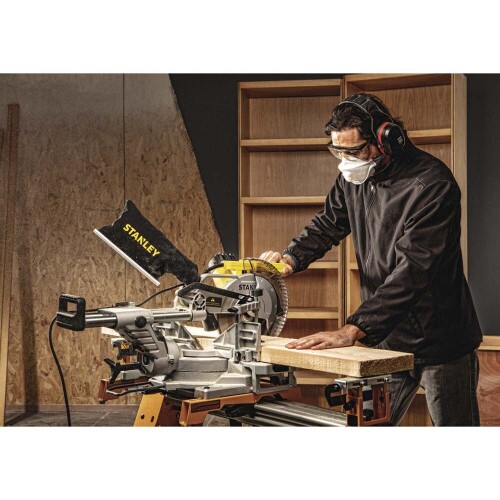 serra-de-esquadria-com-braco-telescopico-10-pol-1800w-110v-sm18-br-stanley_02_FESYSER021.jpg