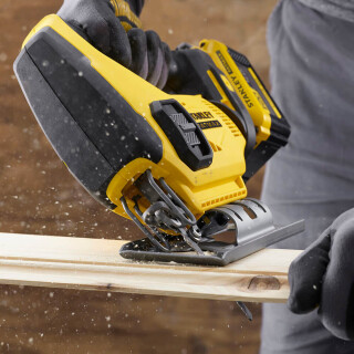 serra-tico-tico-20v-max-scj600-stanley_01_FESYSER030