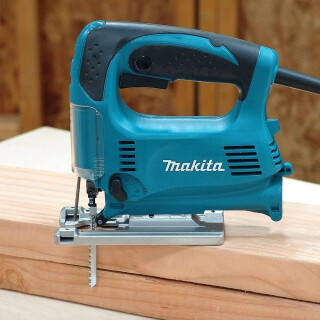 serra-tico-tico-65mm-450w-com-kit-220v-4327-p-makita_01_FEMZSER128
