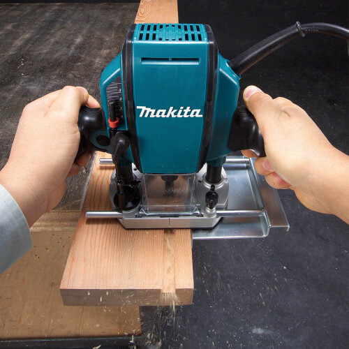 tupia-de-coluna-8mm-900w-110v-rp0900-makita_01_FEMZTUP026.jpg