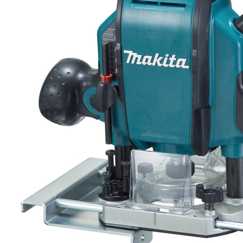 tupia-de-coluna-8mm-900w-110v-rp0900-makita_03_FEMZTUP026.jpg