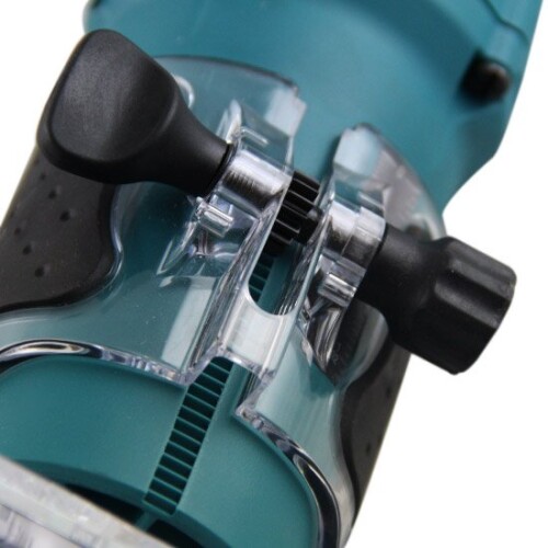 tupia-eletrica-manual-1-4-pol-530w-110v-3709-makita_05_FEMZTUP011.jpg