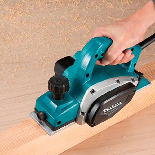 Plaina-Eletrica-82mm-580w-220v-M1902B-Makita-3-FEMZPLA019.jpg