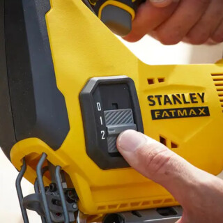 Kit-Parafusadeira-Impacto-1_222--Tico-Tico-20V-2-Baterias--Stanley-COMBO489-01-10